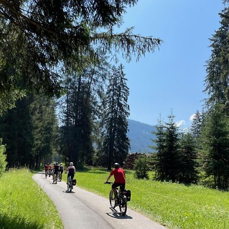 Hotel Bed&Bike Bruneck - Brunico Esterno foto
